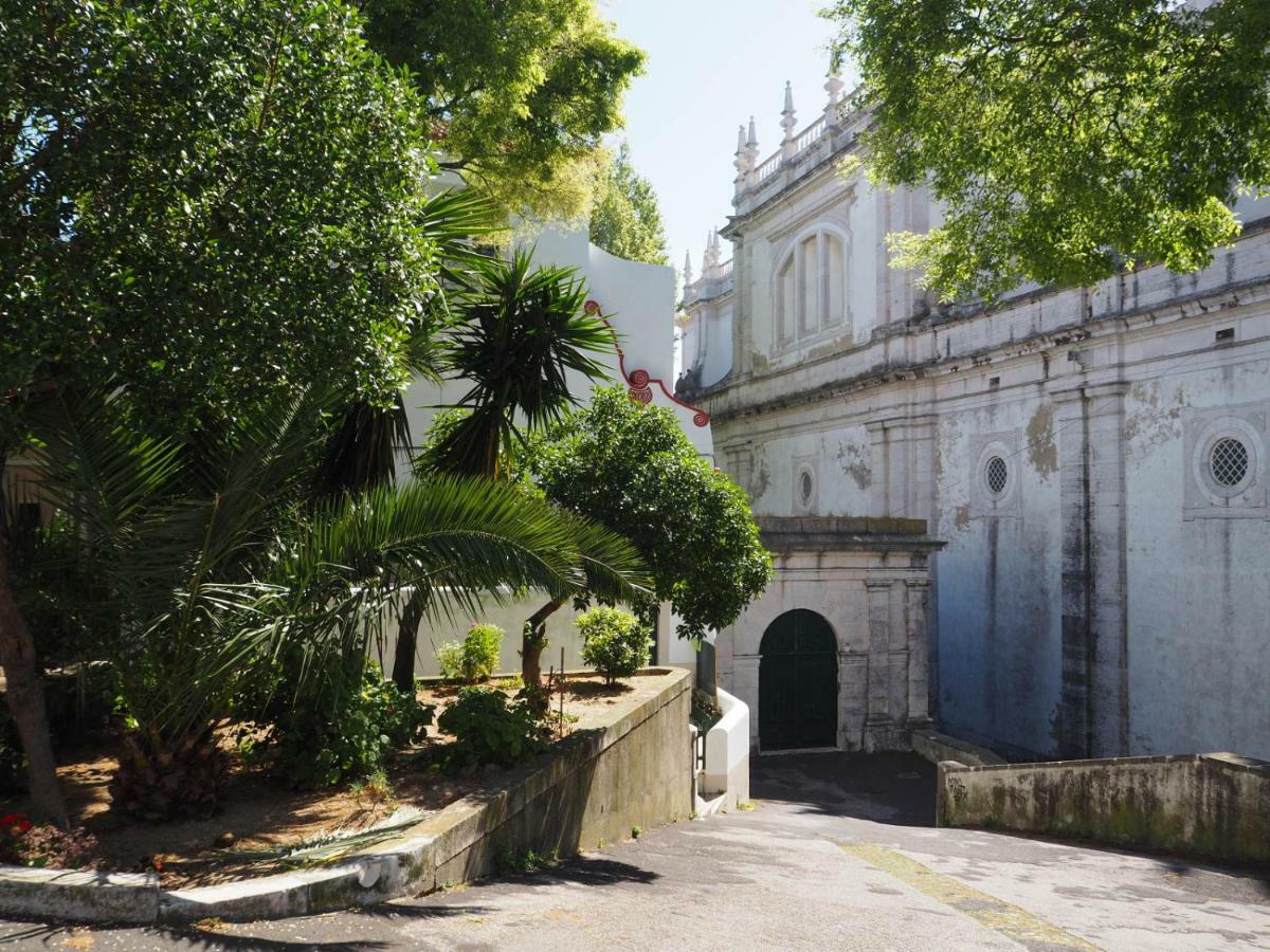 Mosteiro - Lissabon Altstadt Exterior foto